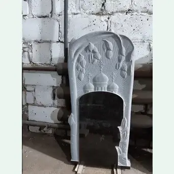 Памятник резной из черного гранита с барельефом храма и березы